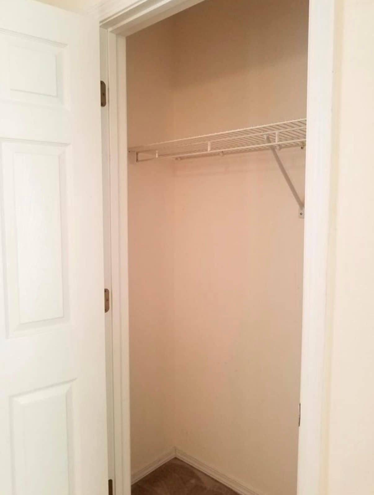 Building Photo - 4550 Barrington Ln