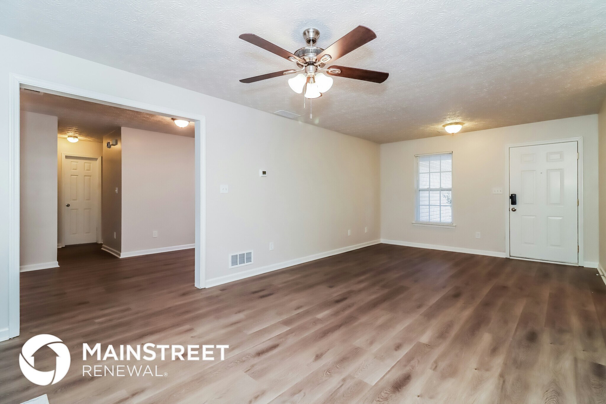 Building Photo - 129 Rosewood Dr