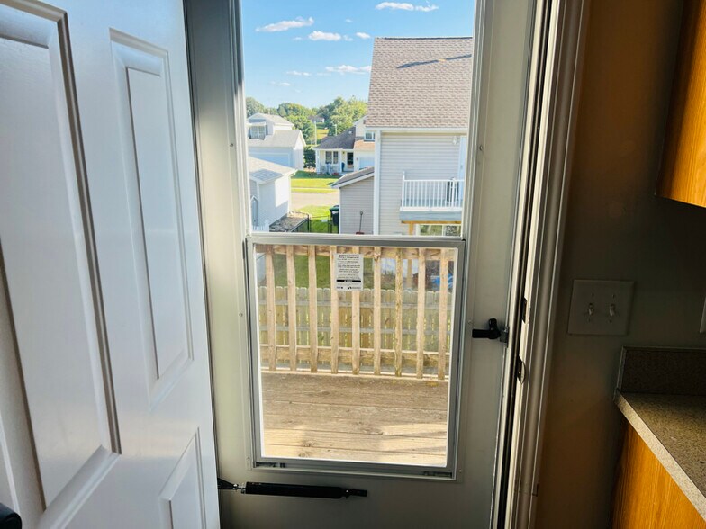 Building Photo - 4557 Butler Ave