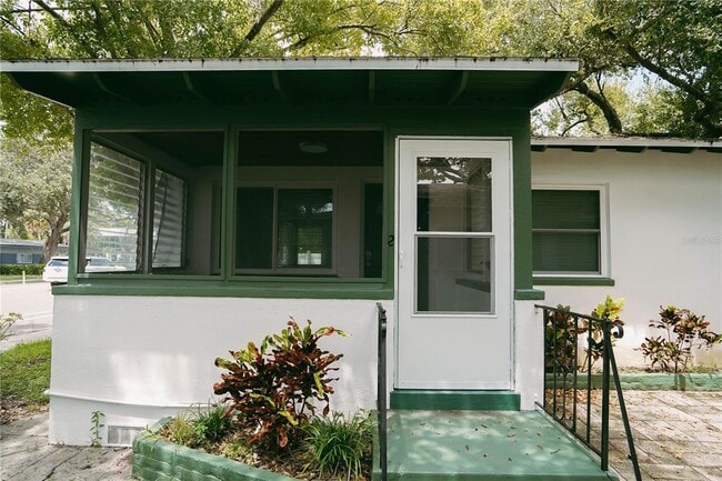 Primary Photo - 2001 Dr M.L.K. Jr St N