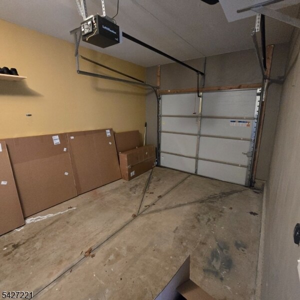 Building Photo - 76 Albert Ct