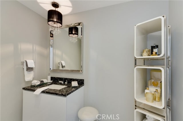 Building Photo - 900 W Olympic Blvd