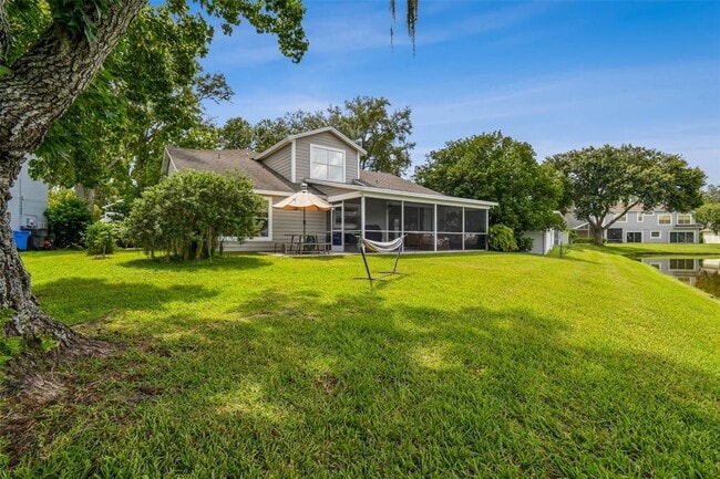 Building Photo - 17737 Esprit Dr