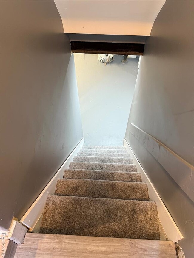 Building Photo - 2729 Kipling Ave