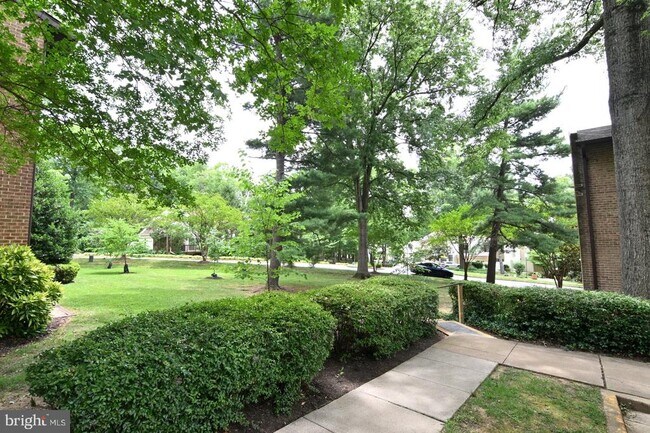 Building Photo - 1580 Moorings Dr
