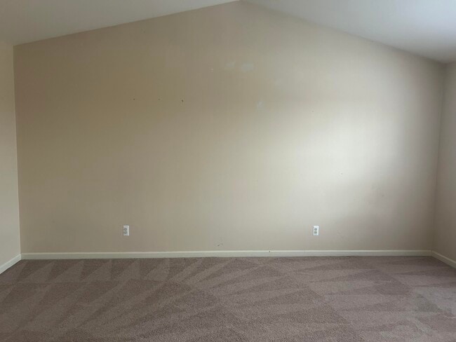 Building Photo - 609 Powell Dr