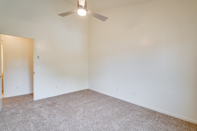 Building Photo - 1116-9 Blue Ridge Drive