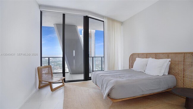 Building Photo - 1000 Biscayne Blvd