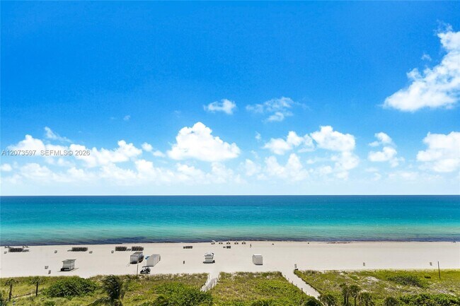 Building Photo - 5875 Collins Ave