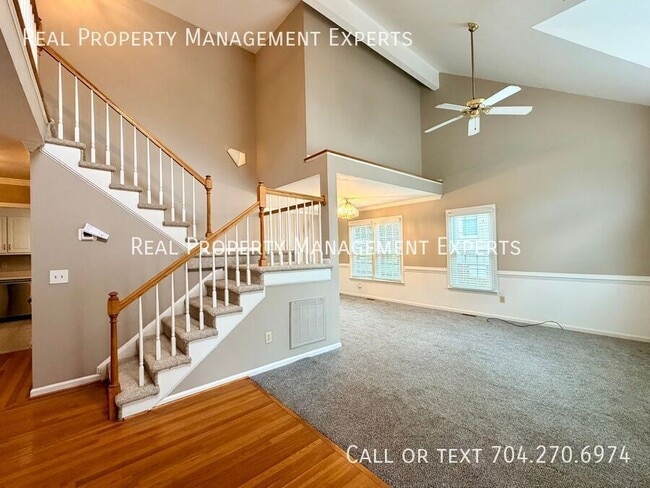 Building Photo - 9315 Pebble Creek Way