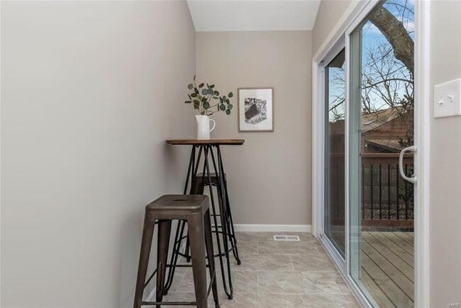 Building Photo - Fantastic 3bd/1.5ba home! Let yourself in!