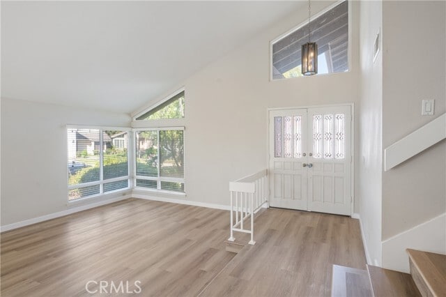 Building Photo - 2 Glorieta E