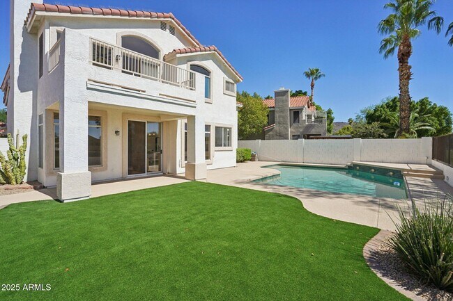 Building Photo - 5953 W Aurora Dr