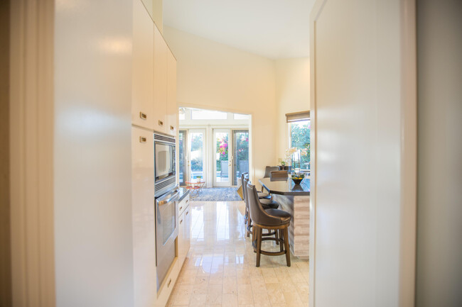 Building Photo - 75273 Spyglass Dr