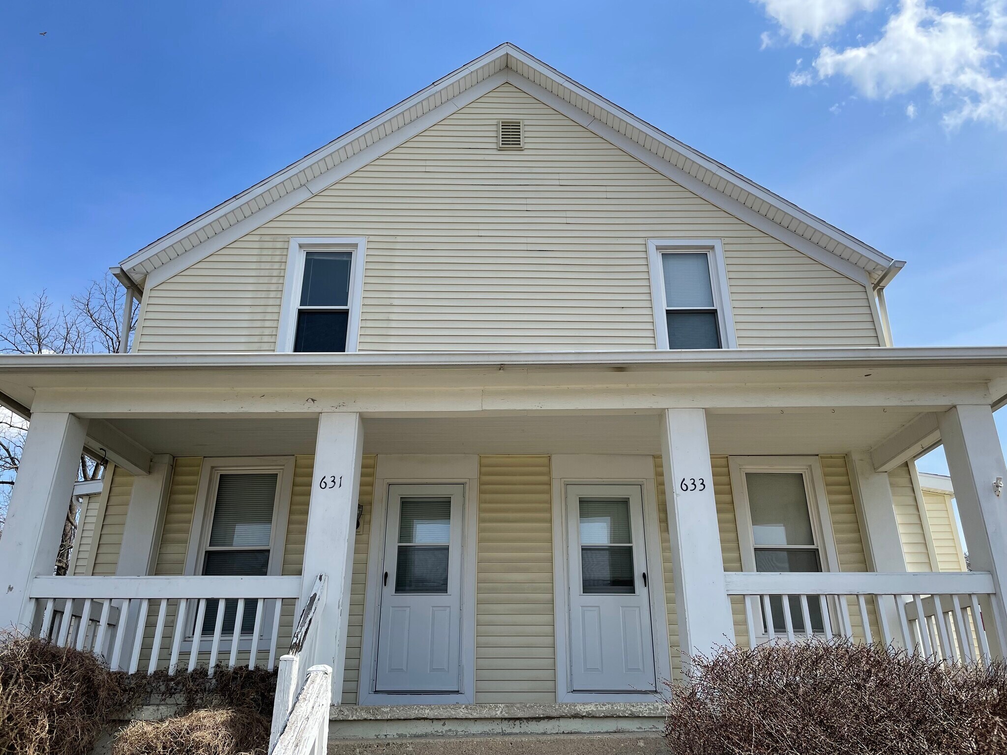 Front - 631 S 16th St