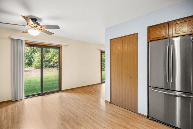 Building Photo - 418 Heine Ave