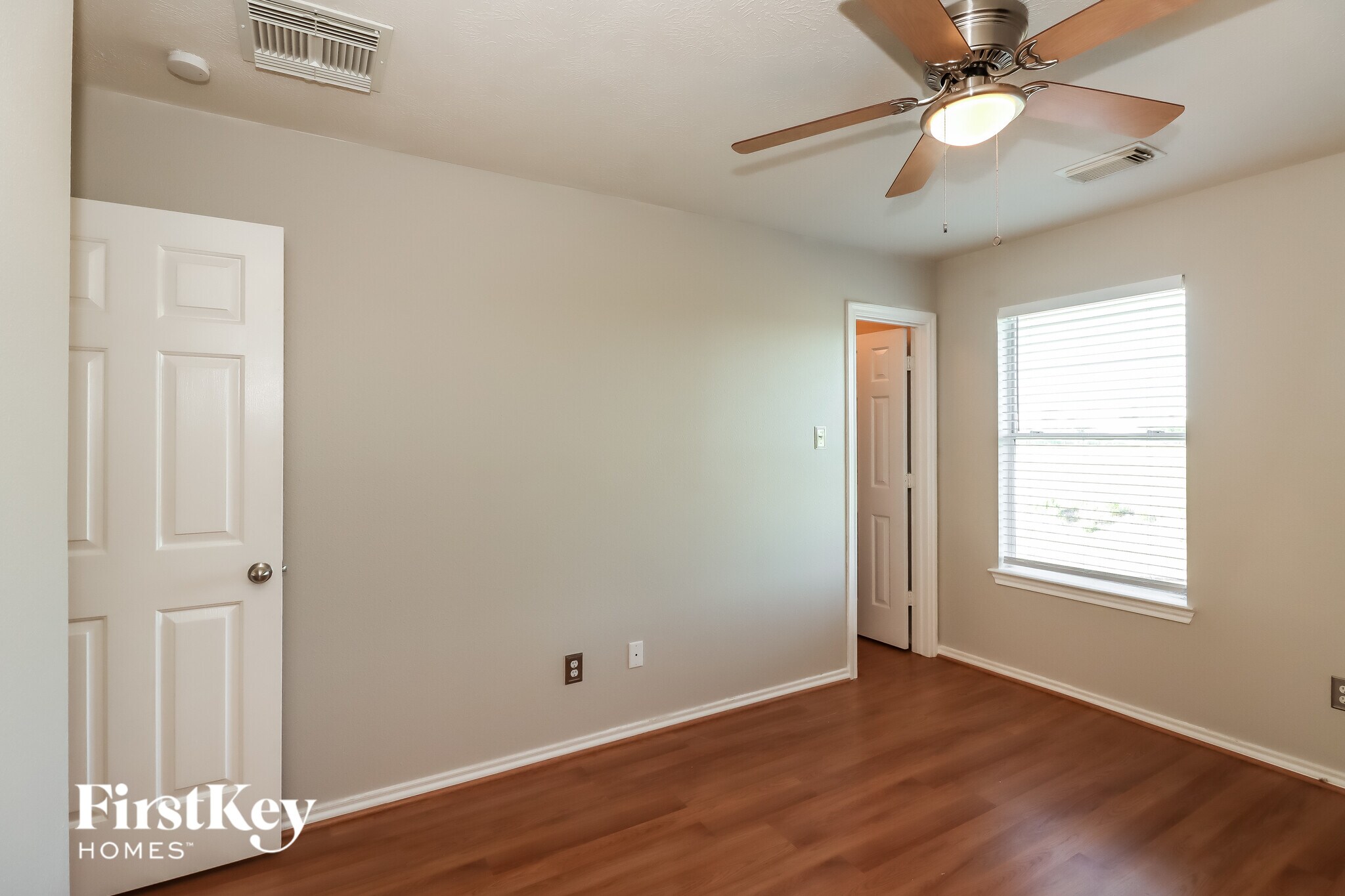 Building Photo - 12047 Back Bay Ridge Way