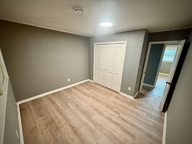 Building Photo - 5114 Old Canton Rd