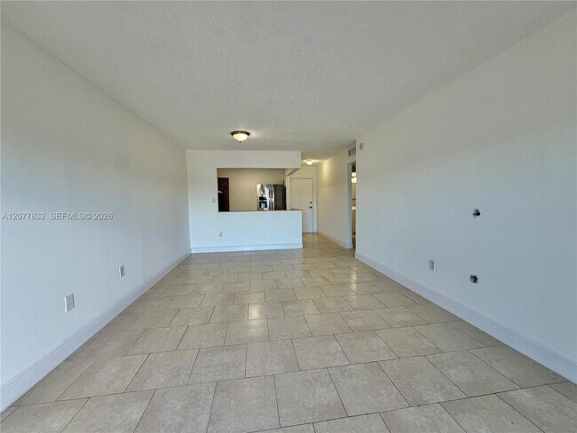 Building Photo - 4920 NW 79th Ave