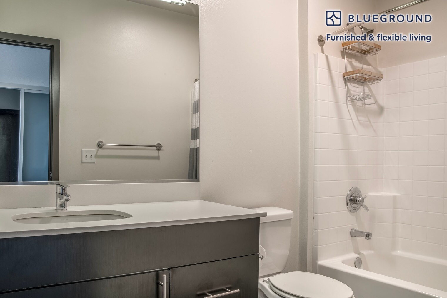 Building Photo - 15566 Northeast 22nd Place-SI FL8-ID617