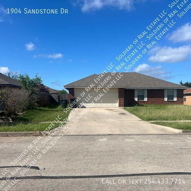 Primary Photo - 1904 Sandstone Dr