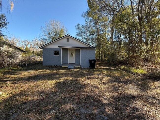 Building Photo - 1205 Dell St