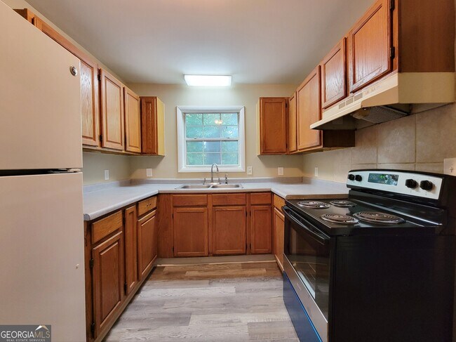 Building Photo - 357 Emily Cir