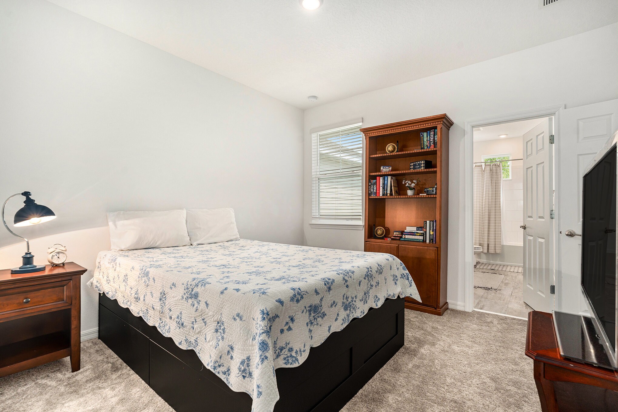 Building Photo - 1105 Lady Gouldian Ct