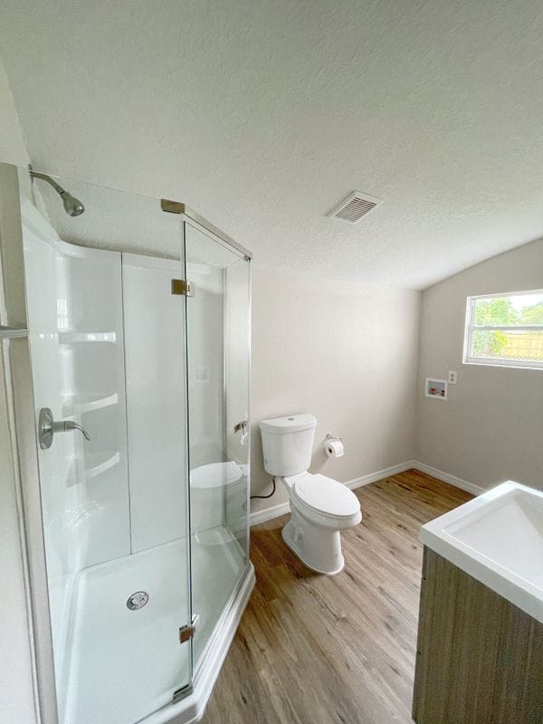 Building Photo - 804 NW 1st Ave