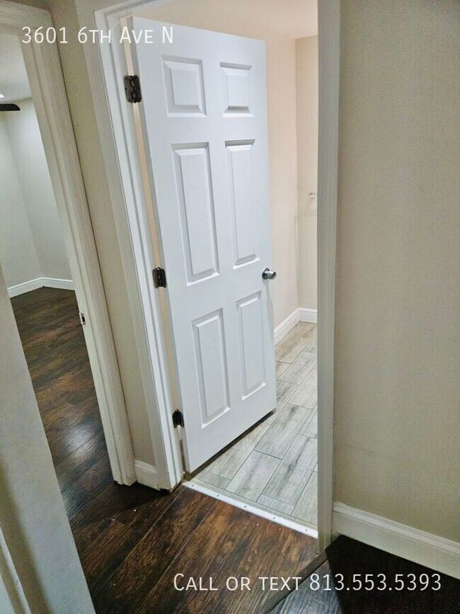 Building Photo - 3601 6th Ave N