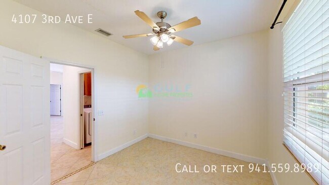 Building Photo - 4107 3rd Ave E