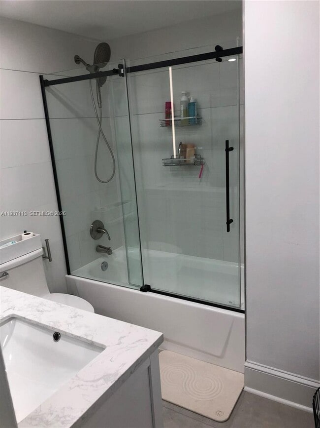 Building Photo - 1000 West Ave