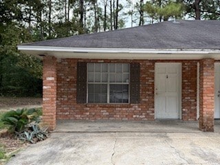 Primary Photo - 42185 Deborah Dr
