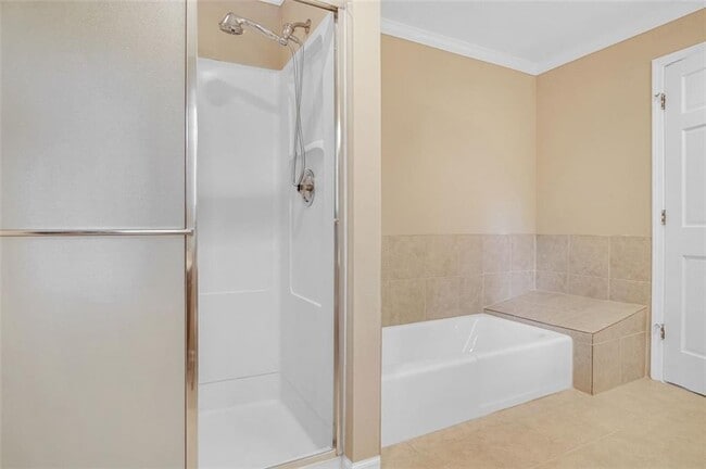 Building Photo - 2052 Old Forge Way