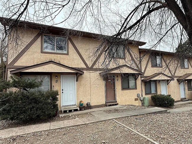 Building Photo - 1820 Monterey Rd