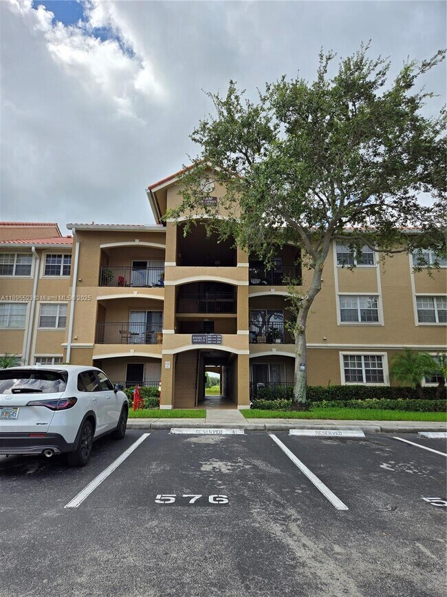 Primary Photo - 11630 SW 2nd St