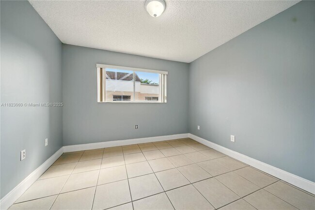 Building Photo - 14907 SW 80th St
