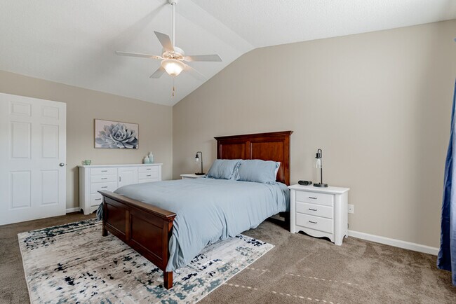 Building Photo - Furnished Rental