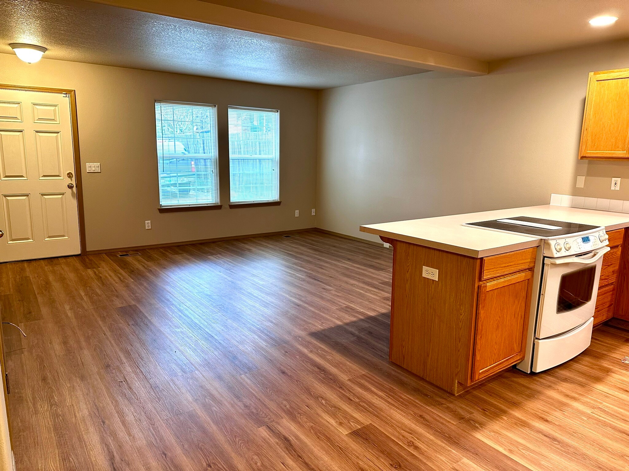 Building Photo - 3312 SE Concord Rd