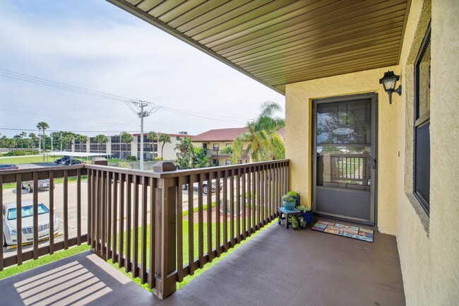 Building Photo - 5640 N Banana River Blvd