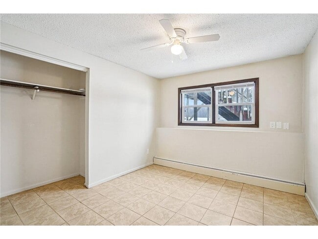 Building Photo - 17256 Kenyon St NE