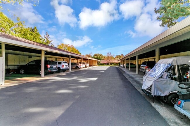 Building Photo - 5350 Cribari Green