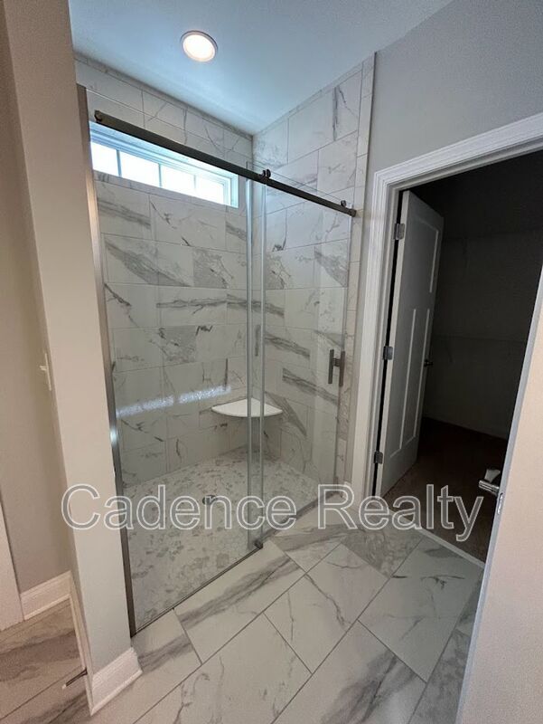 Building Photo - 3755 Spicetree Dr