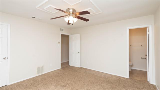 Building Photo - 5621 Brent Dr