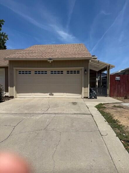 Building Photo - 7203 Winterwillow Ct