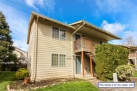 Building Photo - 2743 SW Jasmine Pl