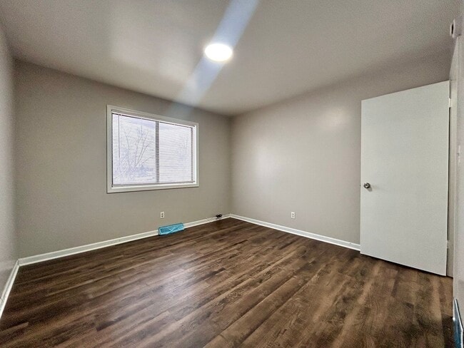 Building Photo - Three Bedroom Home in Northwest Grand Rapids