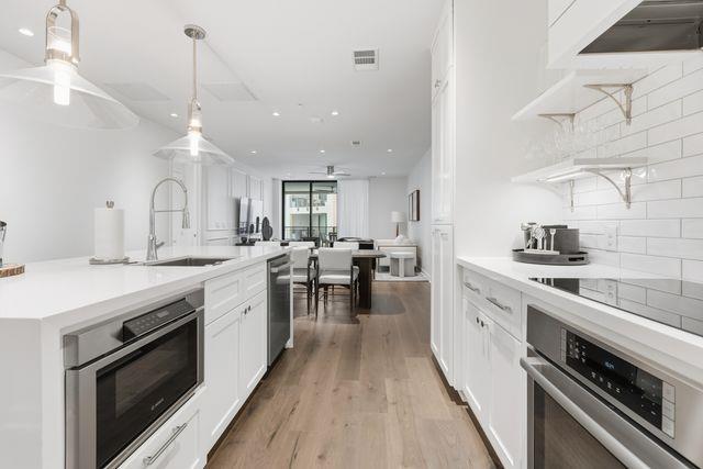 Building Photo - 82 Island Dr