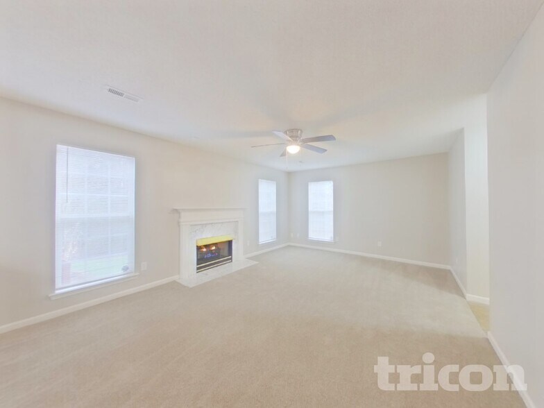 Building Photo - 7948 Travers Run Dr