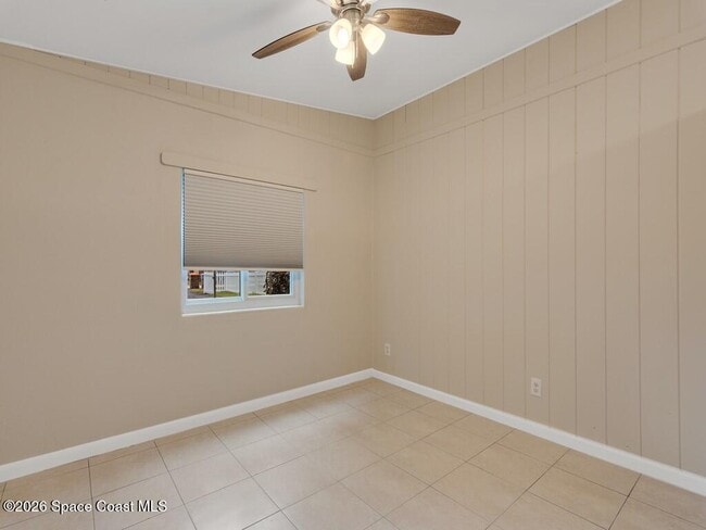 Building Photo - 6425 4th Pl